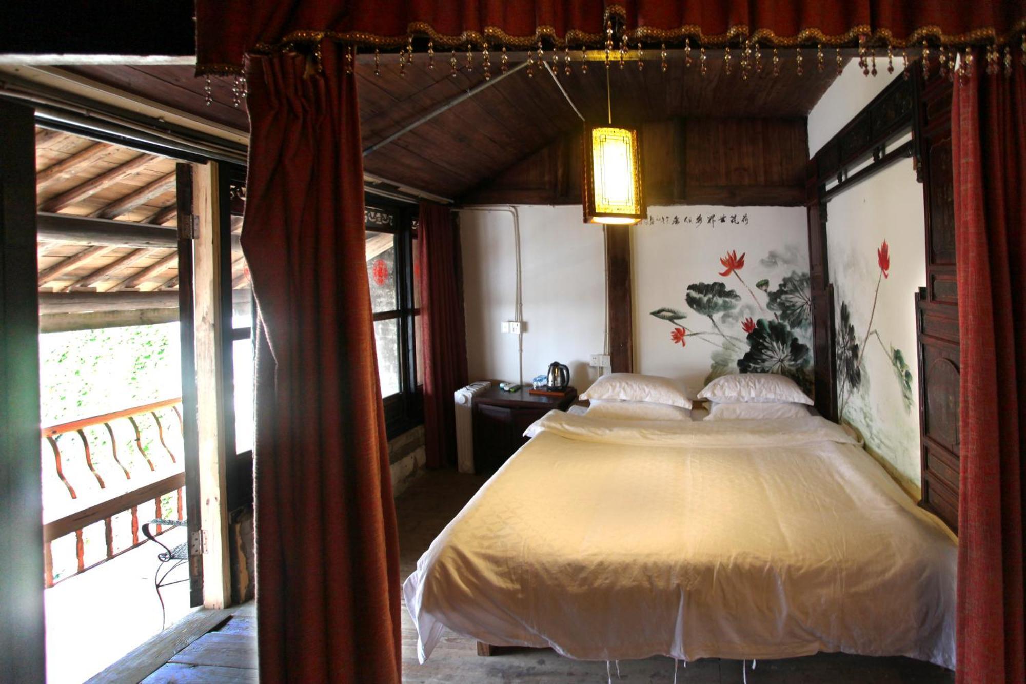 Old Street Courtyard Apartamento Montanhas Montanhas Huangshan Exterior foto