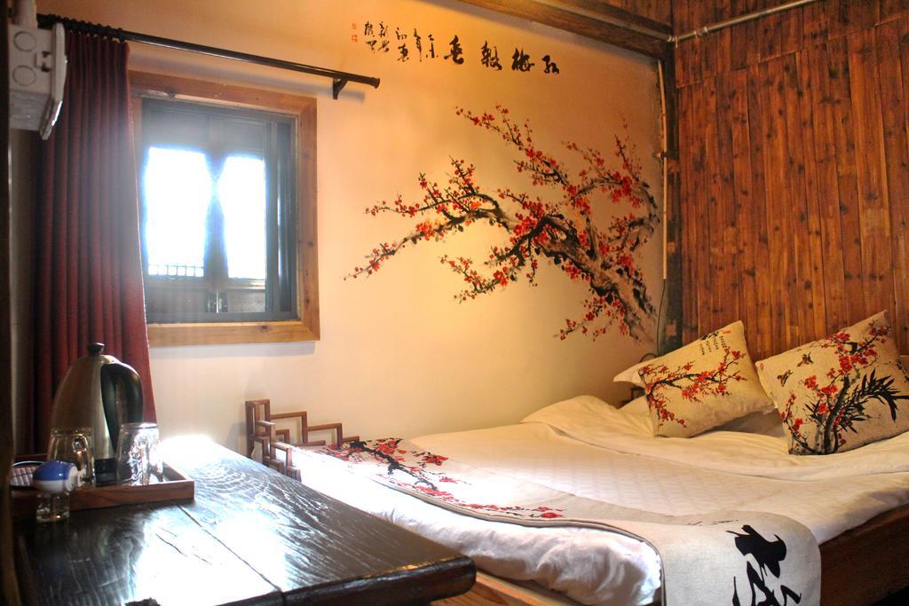 Old Street Courtyard Apartamento Montanhas Montanhas Huangshan Exterior foto